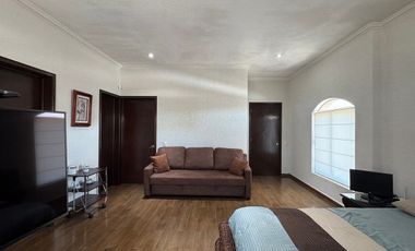 Casa en RENTA por Nieto Piña.