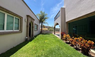 Casa en RENTA por Nieto Piña.