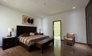 Casa en RENTA por Nieto Piña.