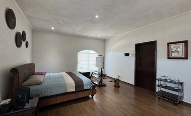 Casa en RENTA por Nieto Piña.