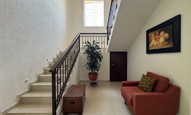 Casa en RENTA por Nieto Piña.