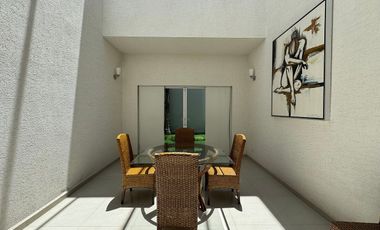 Casa en RENTA por Nieto Piña.