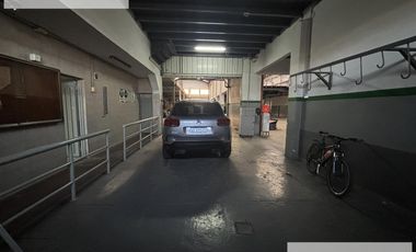 Galpón  / Deposito con oficinas 3800 m2 en Banfield Alquiler - Venta