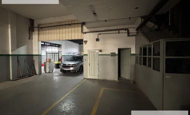Galpón  / Deposito con oficinas 3800 m2 en Banfield Alquiler - Venta