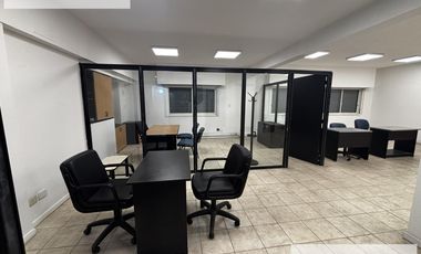 Galpón  / Deposito con oficinas 3800 m2 en Banfield Alquiler - Venta