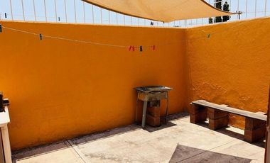 Casa Amueblada en Renta con 2 Habitaciones, Alberca. Francisco Villa, Xochitepec