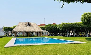 Casa Amueblada en Renta con 2 Habitaciones, Alberca. Francisco Villa, Xochitepec