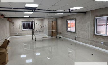 Galpón - Depósito de 2650 m2 en la Boca - ALQUILER