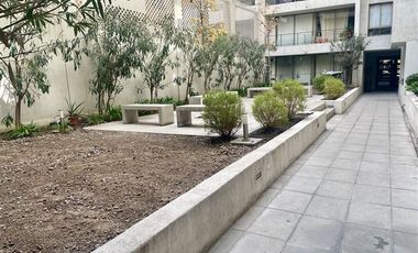 Departamento en Arriendo en Toesca / Barrio República