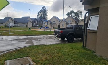 ARRIENDO CASA EN CONDOMINIO DE TRES DORMITORIOS EN TCO