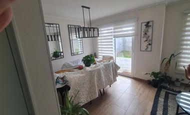ARRIENDO CASA EN CONDOMINIO DE TRES DORMITORIOS EN TCO