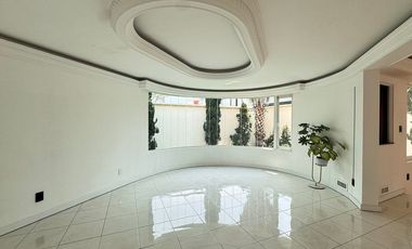 RENTA CASA BOSQUES DE LA HERRADURA