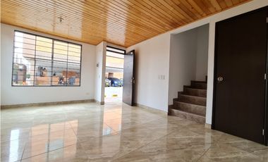 ACSI 1460 Casa en venta en el Conjunto Puerto Madero