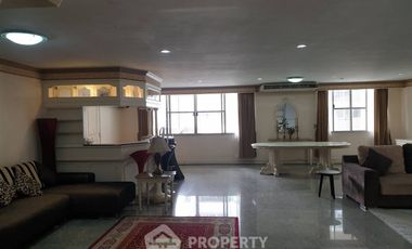 3-BR Condo at DS Tower 1 near BTS Phrom Phong