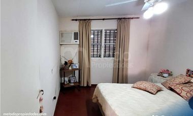 Casa - B° Republica de Venezuela - Las Piedras y Peatonal