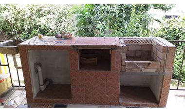 Propiedad de playa de 2 dormitorios, casita y una piscina