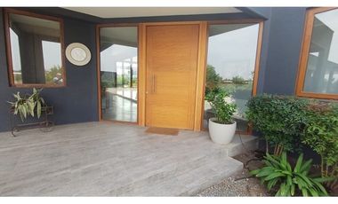 Casa de 1 piso no perimetral