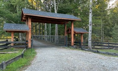 Venta de Casa en Parcela con piscina