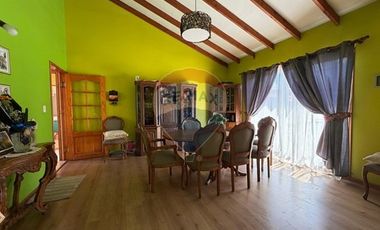 ¡OPORTUNIDAD! 2 CASAS EN ISLA DE MAIPO