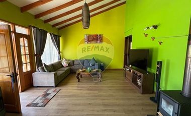 ¡OPORTUNIDAD! 2 CASAS EN ISLA DE MAIPO