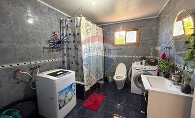 ¡OPORTUNIDAD! 2 CASAS EN ISLA DE MAIPO