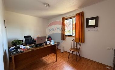 ¡OPORTUNIDAD! 2 CASAS EN ISLA DE MAIPO