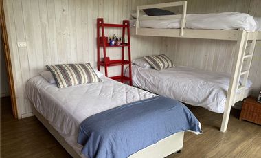 Casa de lujo con acceso playa del lago Calafquén.