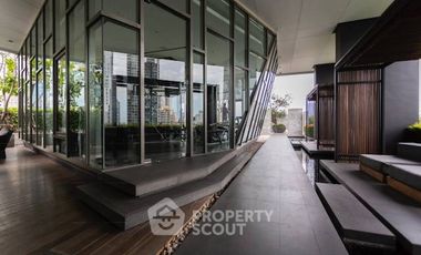 2-BR Condo at HQ Thonglor near BTS Thong Lor