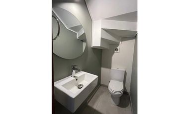 Se vende amplia casa en Portal de la Frontera.