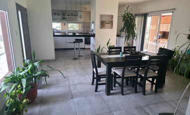 VENDO CASA EN AGUADITA DEL PORTEZUELO - LA PUNTA- SAN LUIS