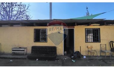 ¡Terreno Ideal en Renca, 2154 m², 10 Hab, 5 Baños!