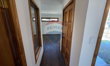 ARRIENDO CASA: MACHALI A PASOS DEL CERRO SAN JUAN