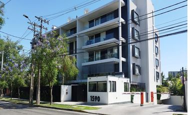 Dúplex con Jardín, Piscina Priv. Quincho Vitacura
