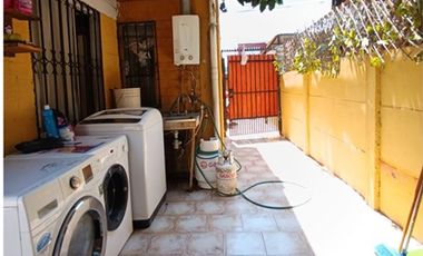 CASA EN VENTA A PASOS DE TODO EN QUILICURA