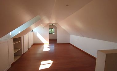 Casa Villa Instituto Ingles 4D+3B+2E+B