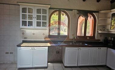Impresionante casa en venta en Pirque, Santiago
