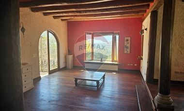 Impresionante casa en venta en Pirque, Santiago