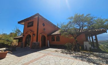 Impresionante casa en venta en Pirque, Santiago