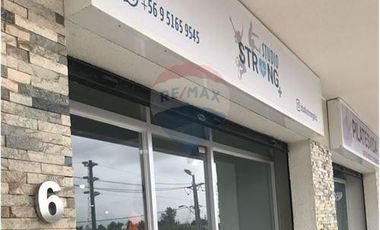 Oficina o Local con 2 Estacionamientos privados.