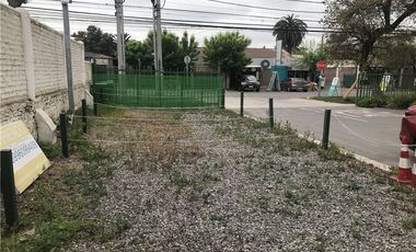 Oficina o Local con 2 Estacionamientos privados.