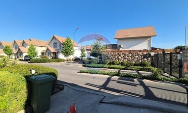 En Venta Hermosa Casa en Buin