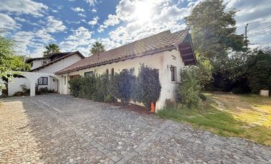 Casa Comercial en Plaza Ossandon