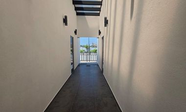 Casa en renta en Veracruz en esquina Fracc. Puerta Paraíso Ver.