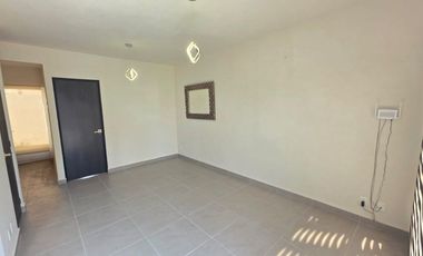 Casa en renta en Veracruz en esquina Fracc. Puerta Paraíso Ver.