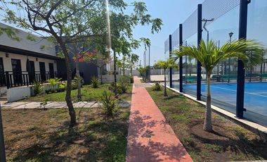 Casa en renta en Veracruz en esquina Fracc. Puerta Paraíso Ver.