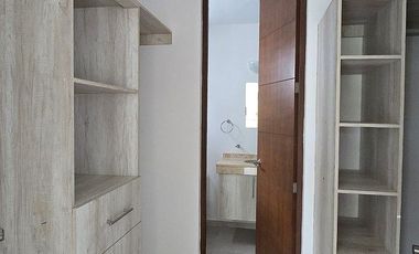 CASA CON PISCINA EN PRIVADA CON AMENIDADES CERCA DE LA ISLA, EN MERIDA, YUC.
