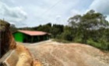 CASA CAMPESTRE EN GUARNE