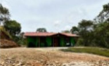 CASA CAMPESTRE EN GUARNE