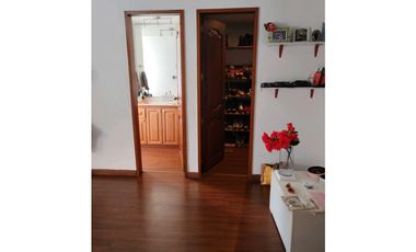 Venta apto. Duplex B/Poblado Medellín Antioquia
