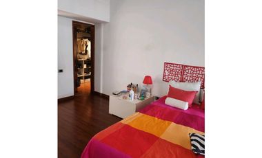 Venta apto. Duplex B/Poblado Medellín Antioquia